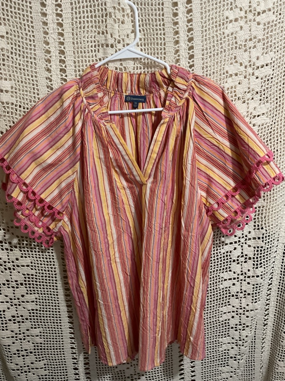 Democracy double flounce sleeve top size 1X